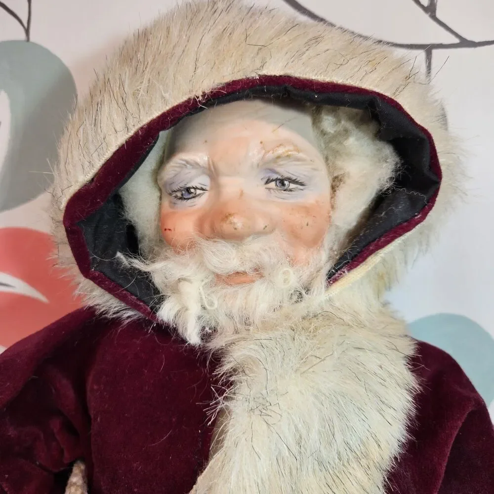 Antique or Vintage Christmas Old World Santa Claus Ceramic Face & Hands (read)